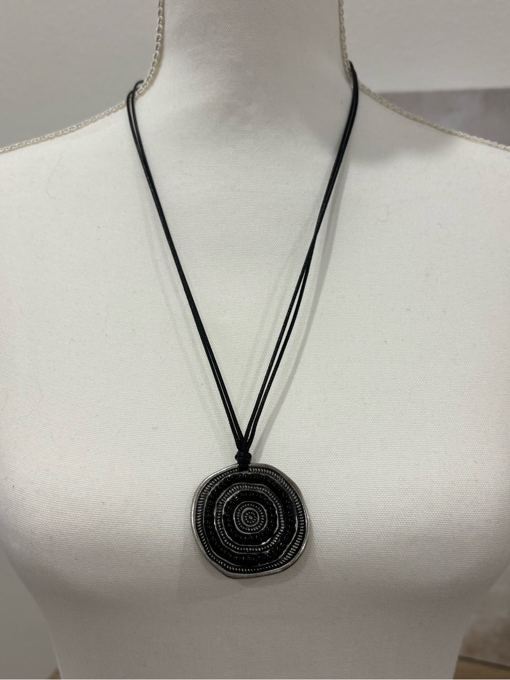 Black Circular Pendant Necklace with Double Cord - Picture 1 of 1